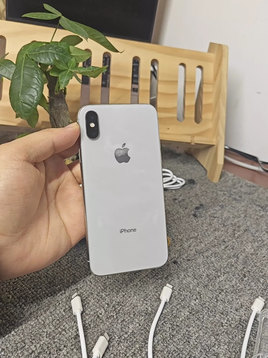 苹果X 256G 国行 本机电池效率100更换过 成色靓 没有